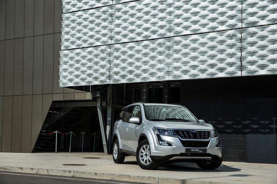  Mahindra XUV500 W6 2019 года  (EU) (фото 22 из 32)